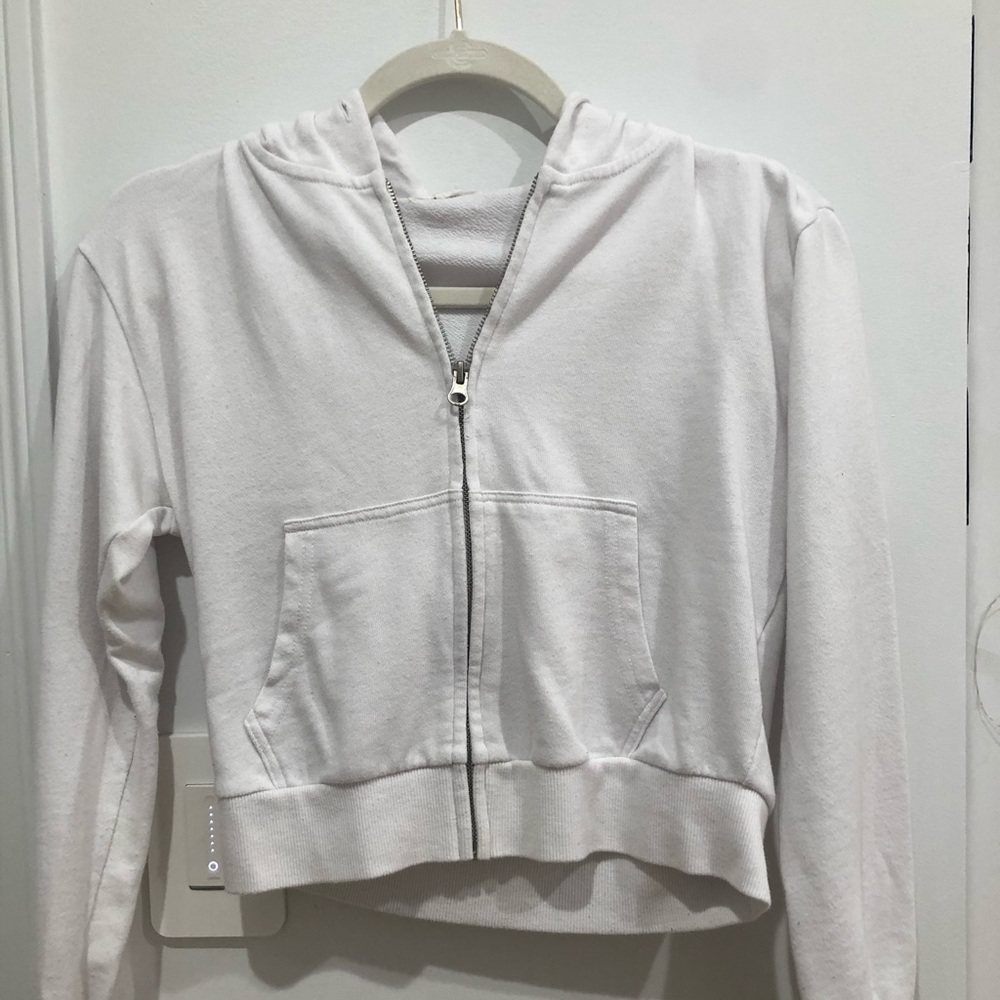 cropped zip up sweater